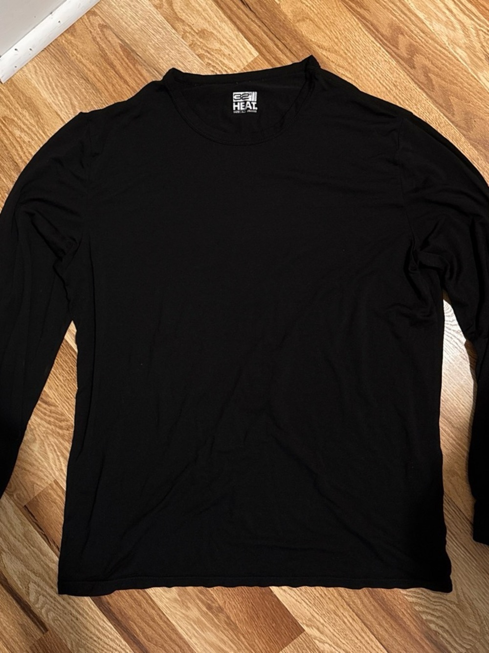 Men’s Long-Sleeve Crew Neck Shirt in Black - Picture 2 of 5